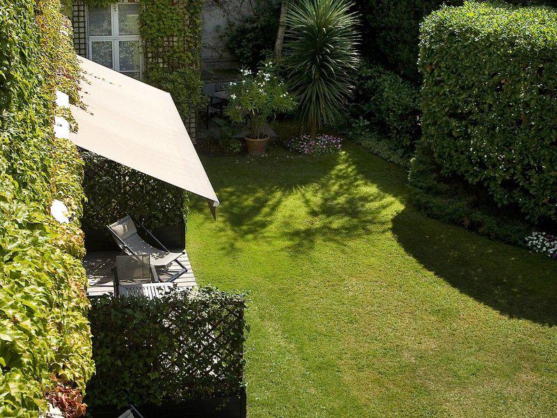 75BC6855F207C674FFA3D548BCB7CEDE