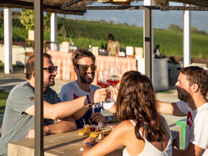 8B8FC89BC2308438036F0E191C98D9B1