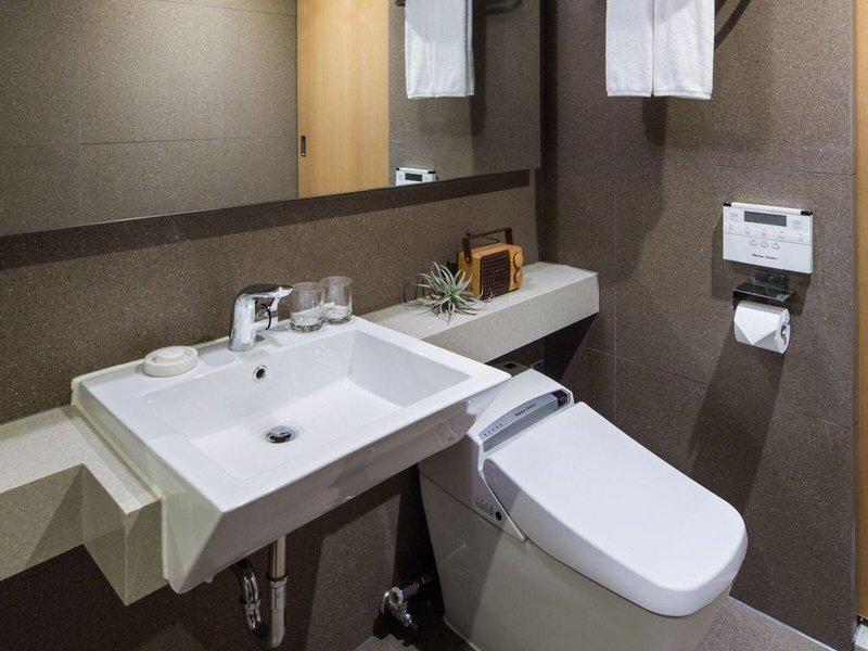 DE1D06D14BA7E6BC40DEB7D39F2EAC16