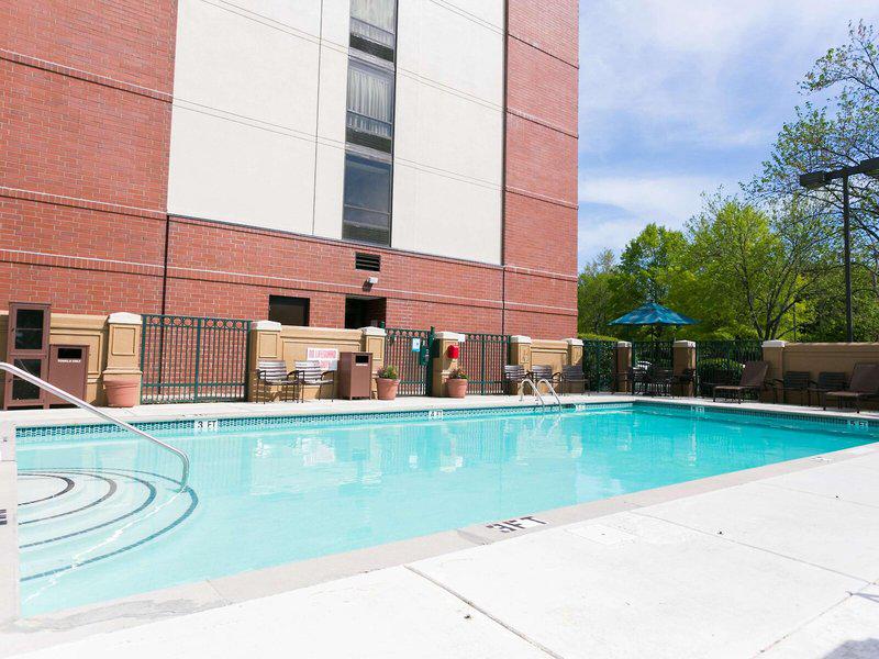 B6131585843CAABC09994DF8DC54342F