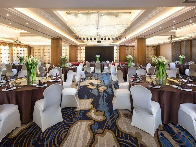 E519EA86E39BC947094DCE164C5A1A9F