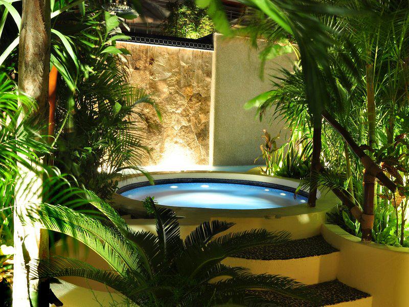 018044BA966E9AE437C328B9C78162AD