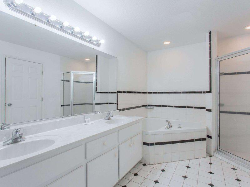 6A2A465614823C1388C6333A95C8346D