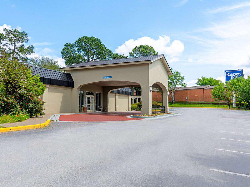 400CF4C07B3A79C452198BA2921E172F