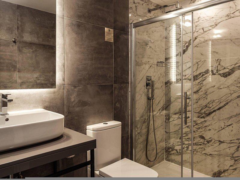 5FCBBDA9353511F5721B63D223F42A3C