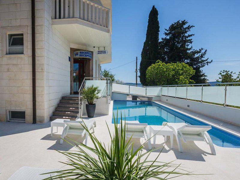 F0A26104EF2A9CAB250017E0CCEABC23