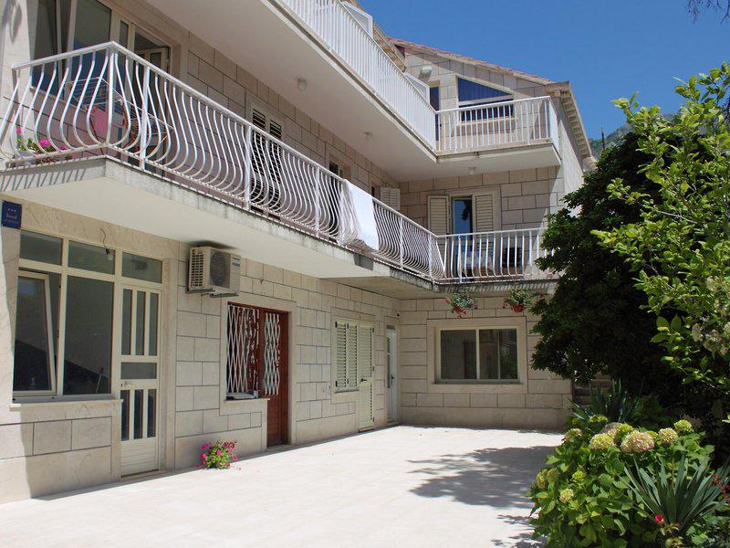 8076122E1496FE155B320ECD8A8E4B4F