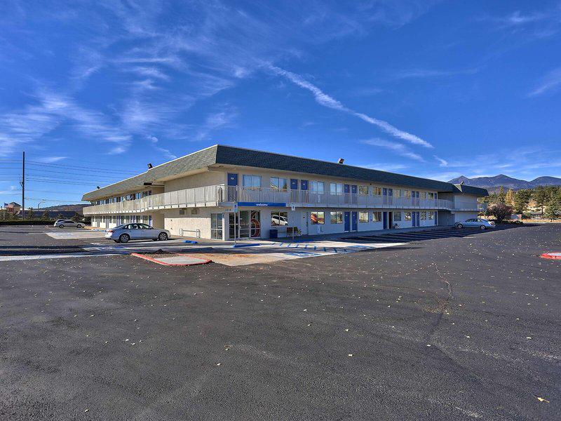 E4BF3BA2C76CCB4265485D9321EE830C