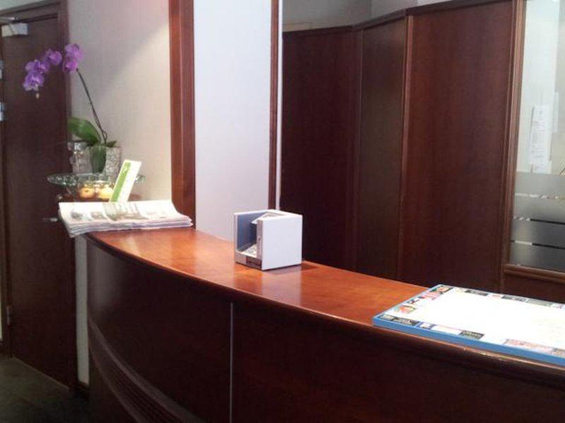 4942DE100885E8E3CD4436DAA88AFA5F