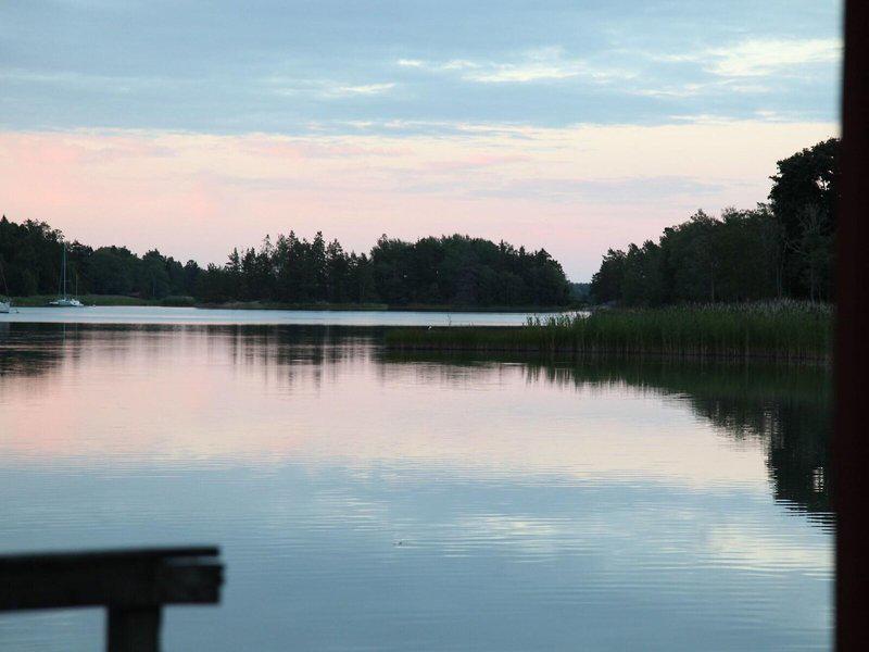 E2BF857D8A6BB5E8B5874A3D438E4533