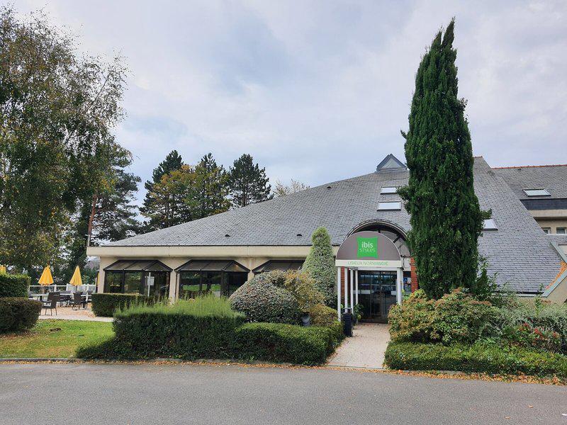 3D28A062287E428988A4EDA5B71617F1