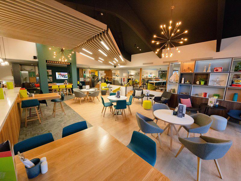 FEE5FDC4FAB86DE7CA525114711C7C25