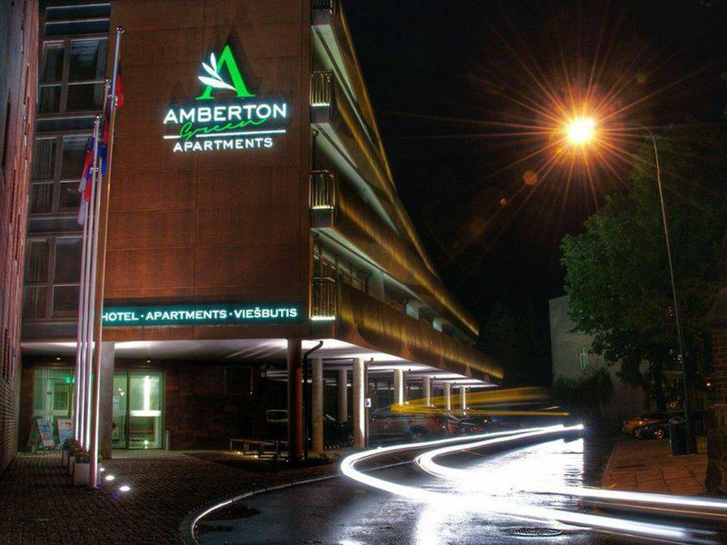 5F739FD31F43269D6F73E4D8732C1A42