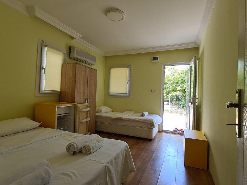 378CBBBF19919773EF048E9AA03D9D0D