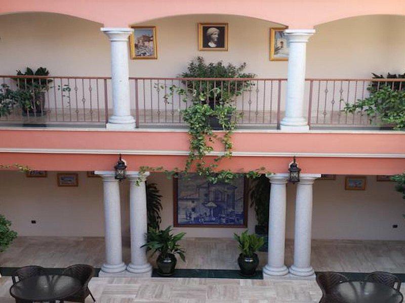 C36CF8537B8079E2EC72605D34F3AABF