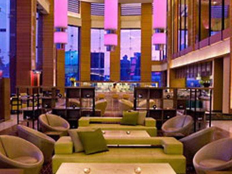 2161D381818E1F8AEDE90D544F0FB20E