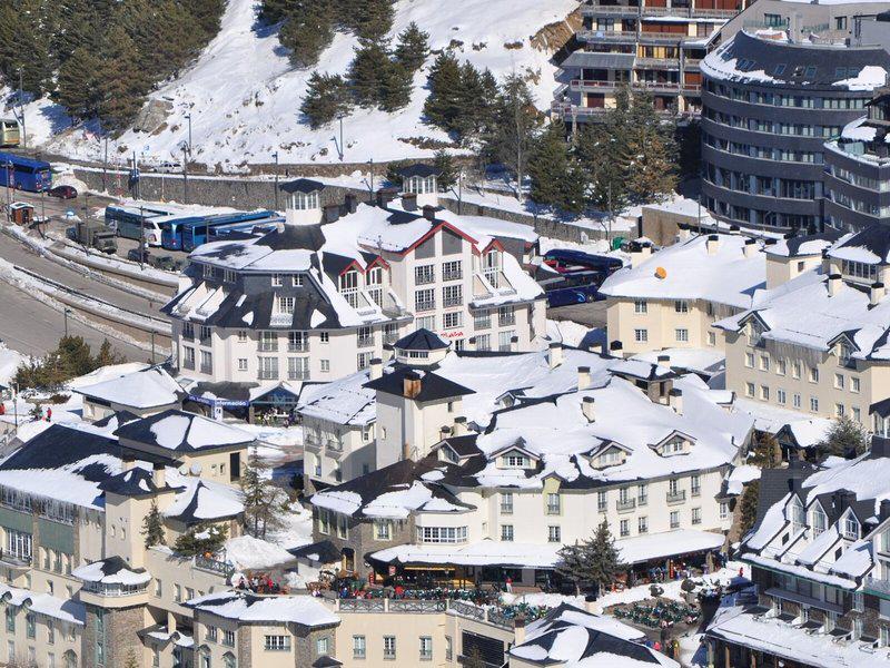 EEBC1F10AE345DBFF60B002E4D5F40DA