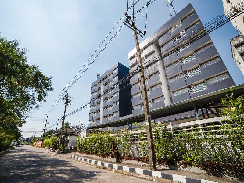 864A49F35EAE2F939CF16BB6F99E80B2