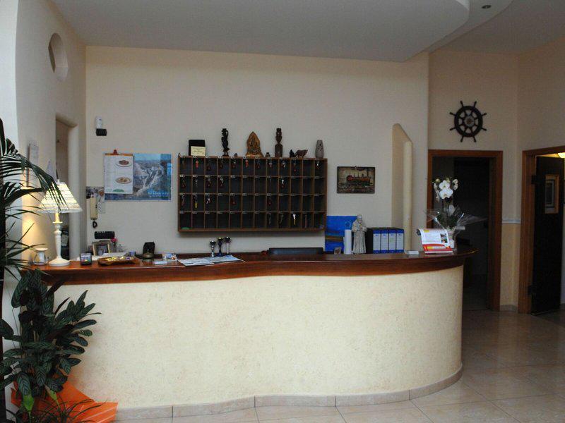 CBE5B41D3C7A87AC3B3A802C6A700A91