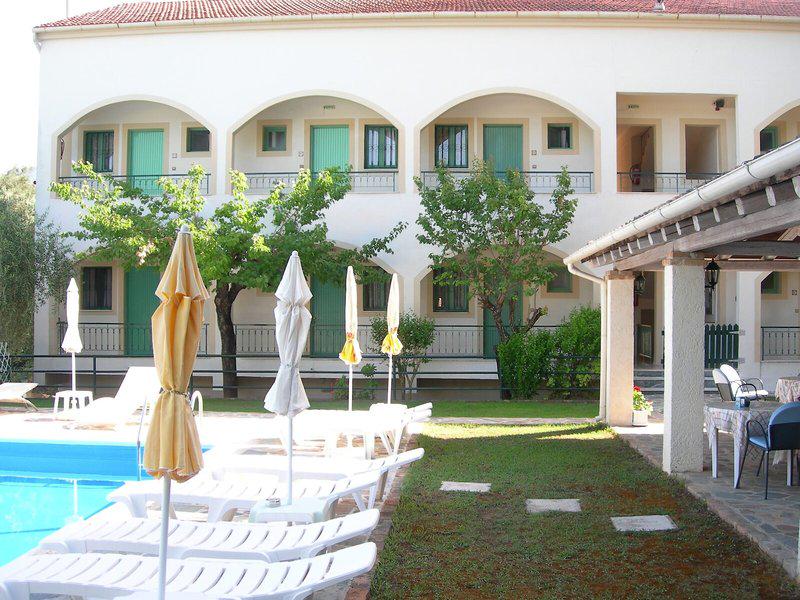 317C468E22DEF093872BB51EACB3BC9A