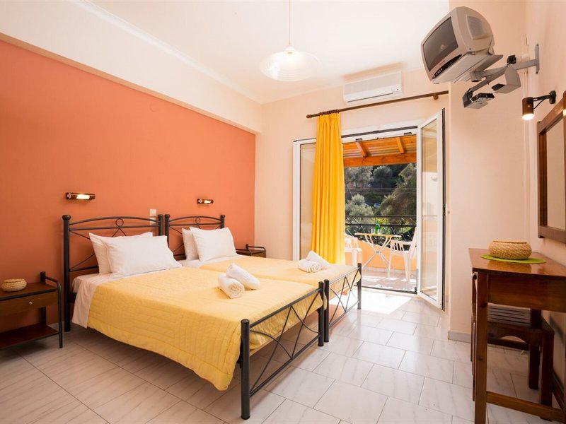 DE855CFBCEAEDEE9071C4758C3000D1C