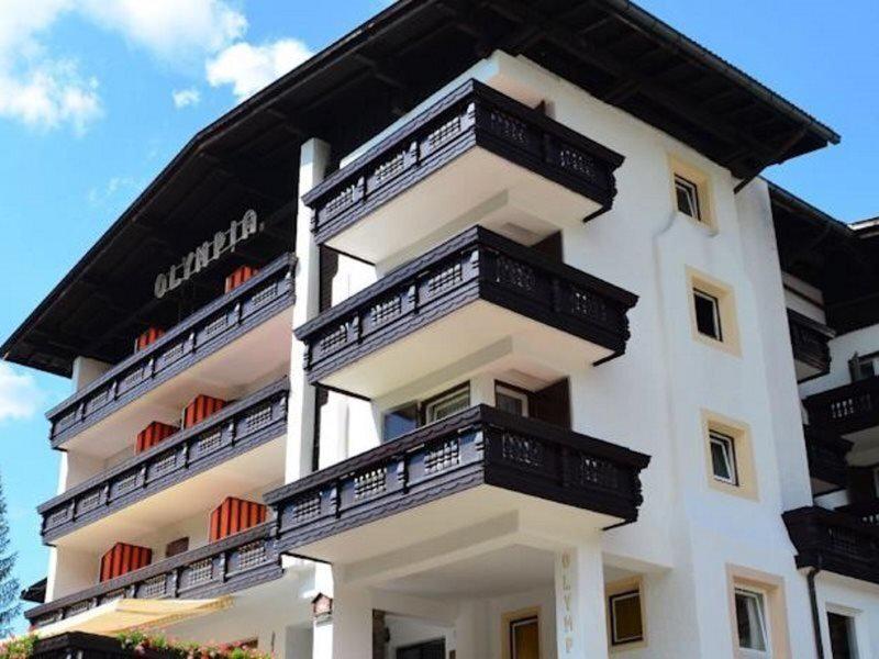 0A1B65E838549C17A71BCF50560906A8