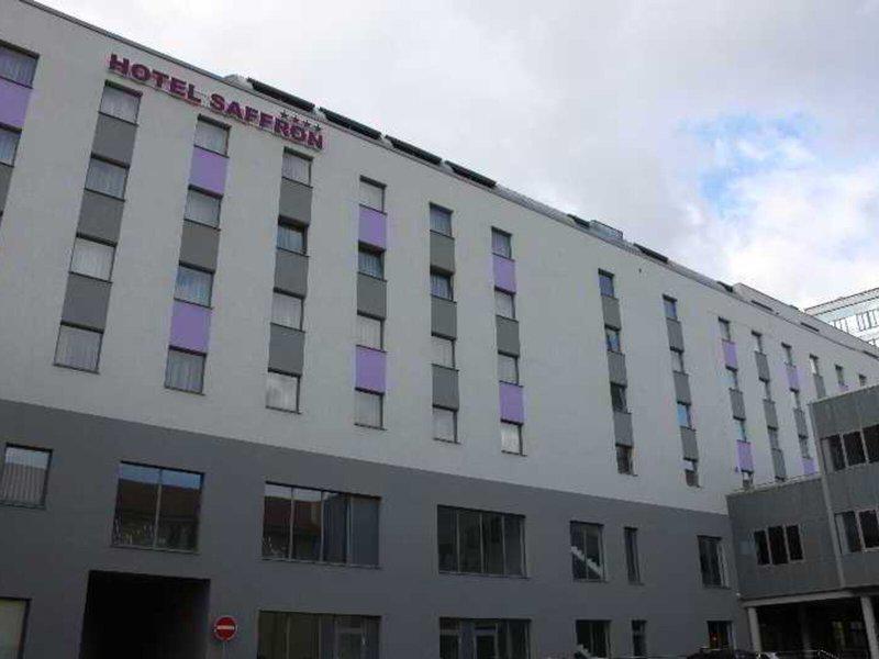 B0A200D38C248F25DA6BBC90925BAE6C