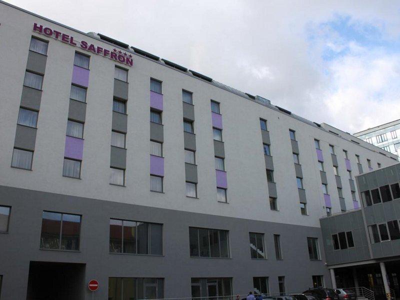 6AC9EEFAC1E46B4ADEF2A0AAFFA6699E