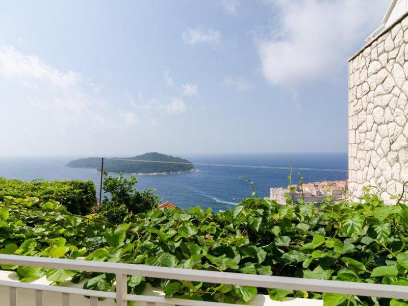 6B92740F431389EB1F692B82582986AF