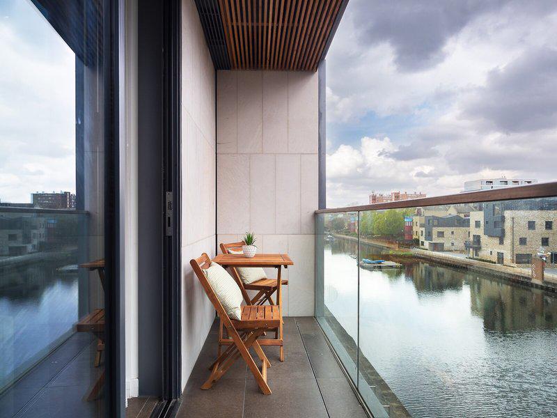 AE8D9A77B1A9A7B0A24FD622A410D2D2