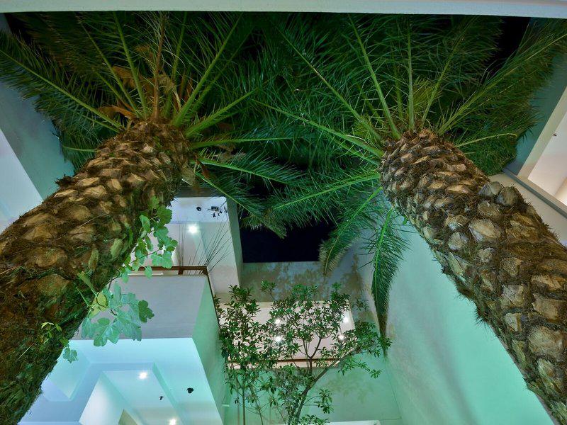 EAAB2D31019E41E176E70802AC4BD404