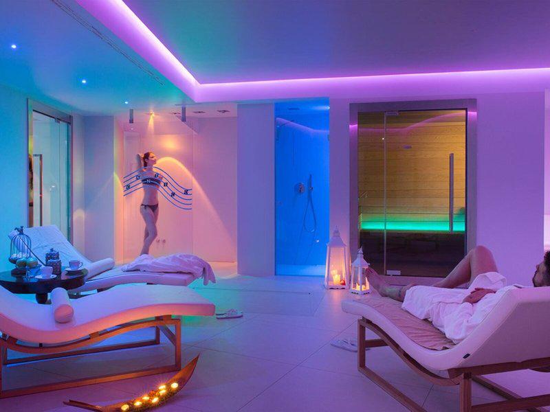 F02C26B85625B9DCA690AC8BAF03E298