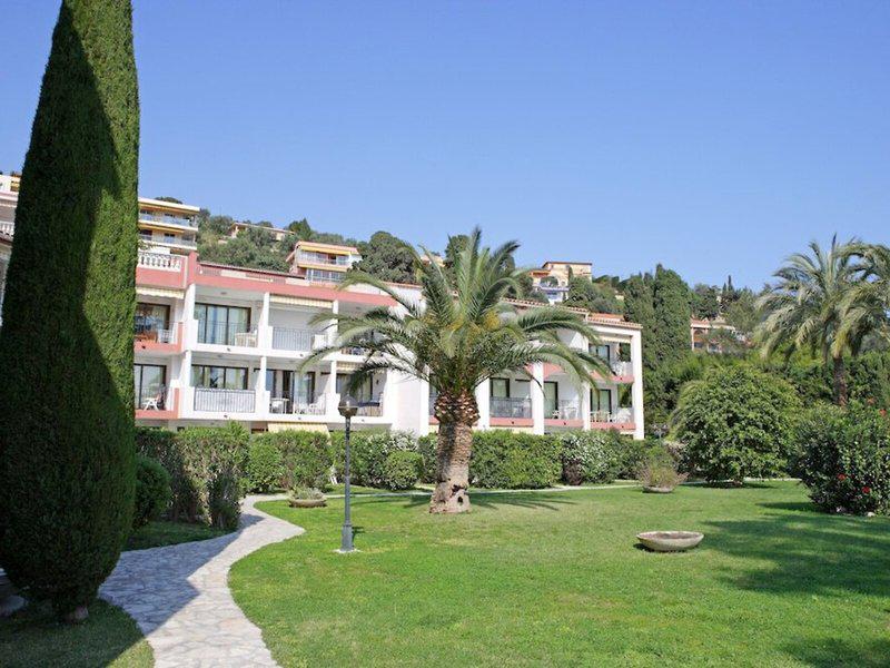 740DFD9DCAB147BC36E9DFB8967B5882