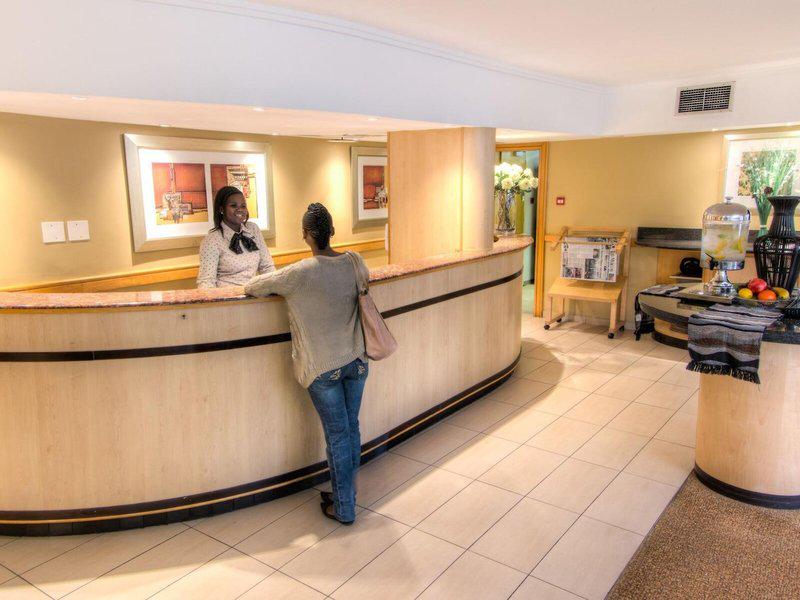 E2AF426E739C47A278D027DAC209C165