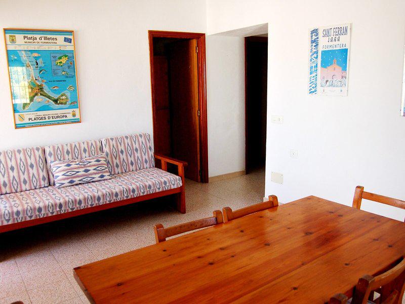 52BAB7982B3FEE10E46C4DFC34D3E8F5