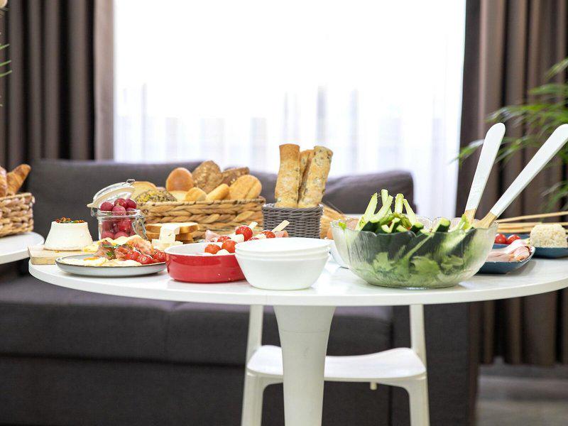 2487D07B6F90F9058E2D53D6E7215E3A