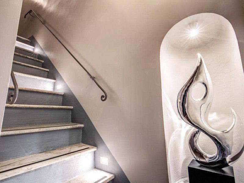 2EFB15932866C3CAEE2A6277A12C126E