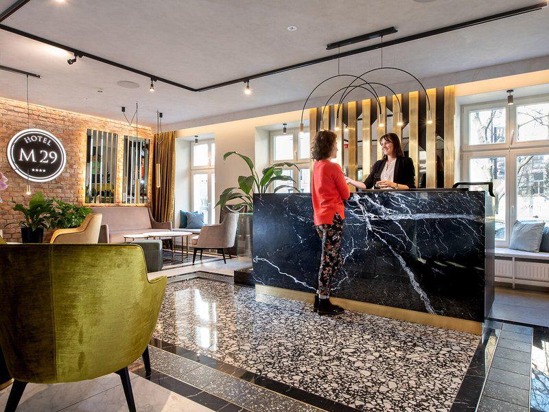 30081BCEC5DB813F3E81908FE93E16B0