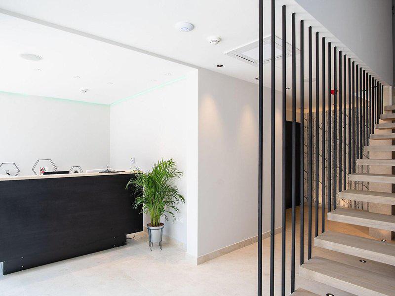 E776EB24CB801A9425BD04F3C29D3AF2