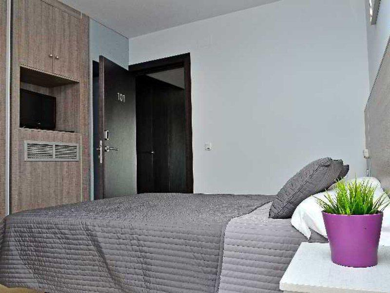 50F2409F8F1A3DAD00DD556C959545D0