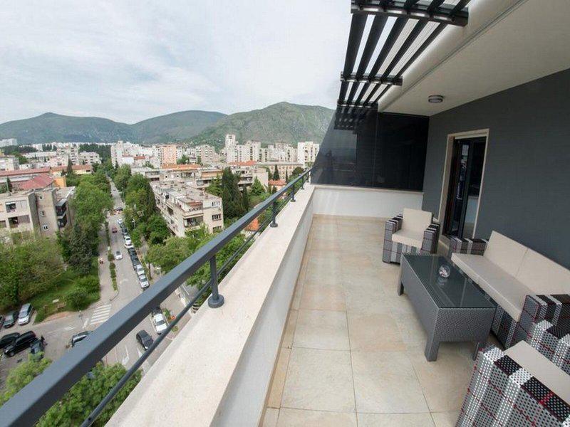 1AAAE32544C00E0FCC689A34E1B7F5D6