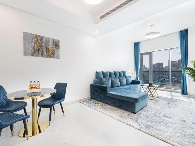 32C82E9B545F421C1744D0579F97E379