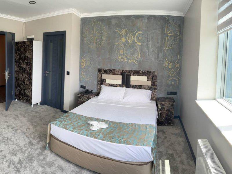 FDA2ECC69724E919280AEC585D1A4E63