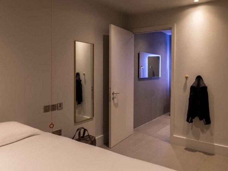 7E42AD6BC3E8B0666016EEC1B4A0E1CC