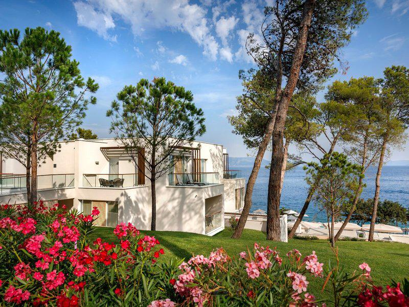 F2BDA13AD7AE28006BF0611DCAF76D62