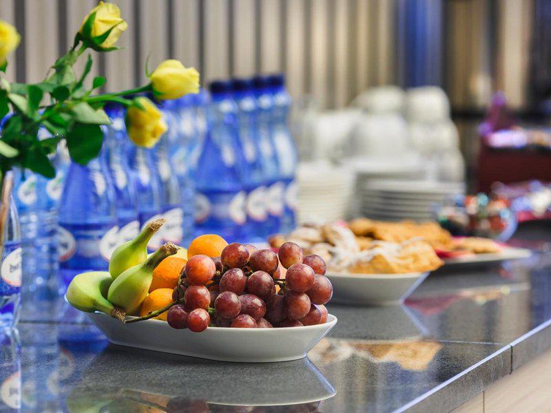 46B98C225EA0DE13477A144E9B8E0E0D