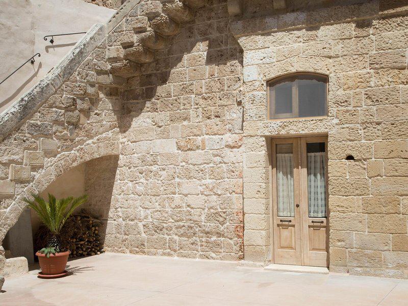 890A098682BF6ED4A8C410A7FE9F68AD