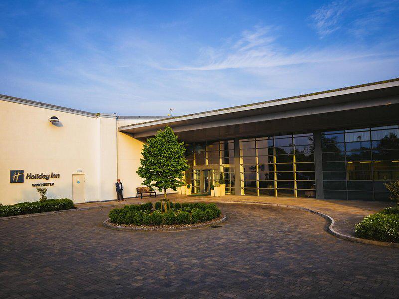 06AFA5F22FB301459FE24754D7E7E6AA