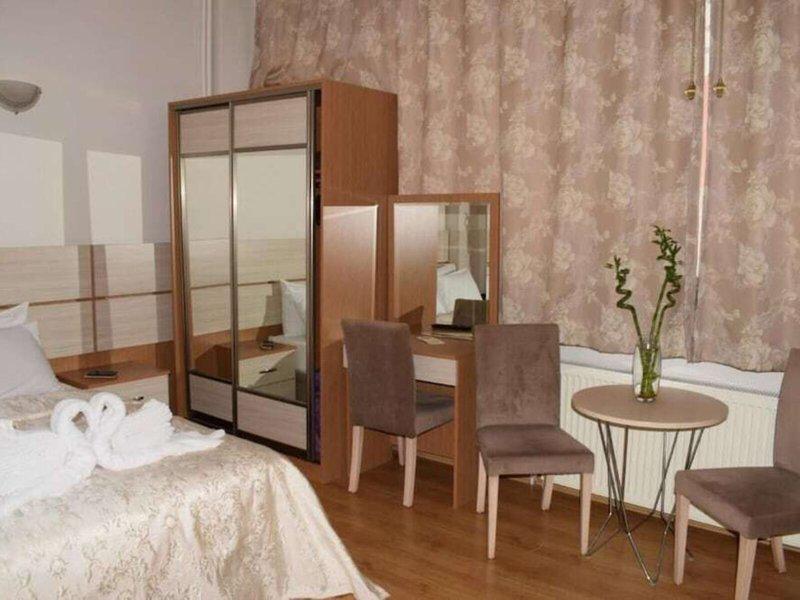 13C9918B3CDF2F90F4AA8C4FDBF54F75