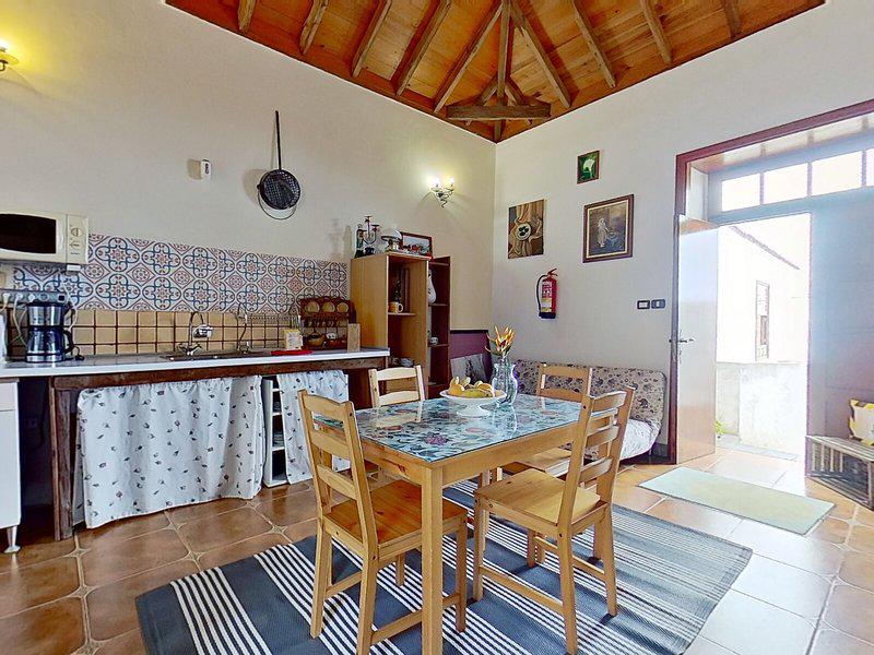 4FA09213BD7A686ADDA0923A6E2B2A0D